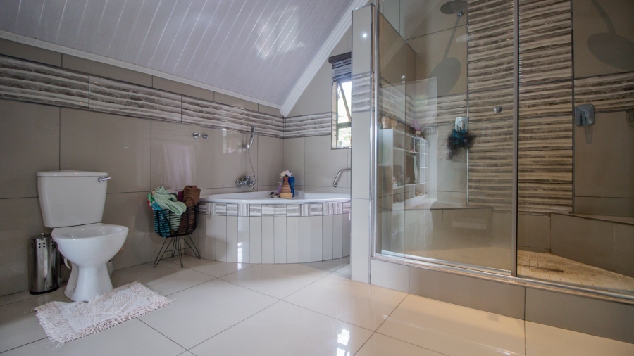 4 Bedroom Property for Sale in Kingsview Ext 1 Mpumalanga