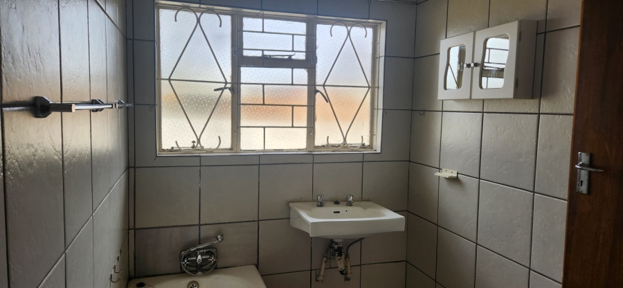 To Let 2 Bedroom Property for Rent in Meyerville Mpumalanga