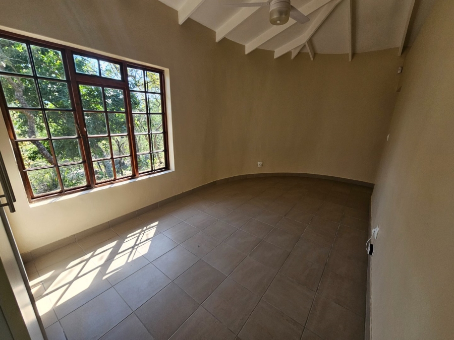 To Let commercial Property for Rent in White River Rural Mpumalanga