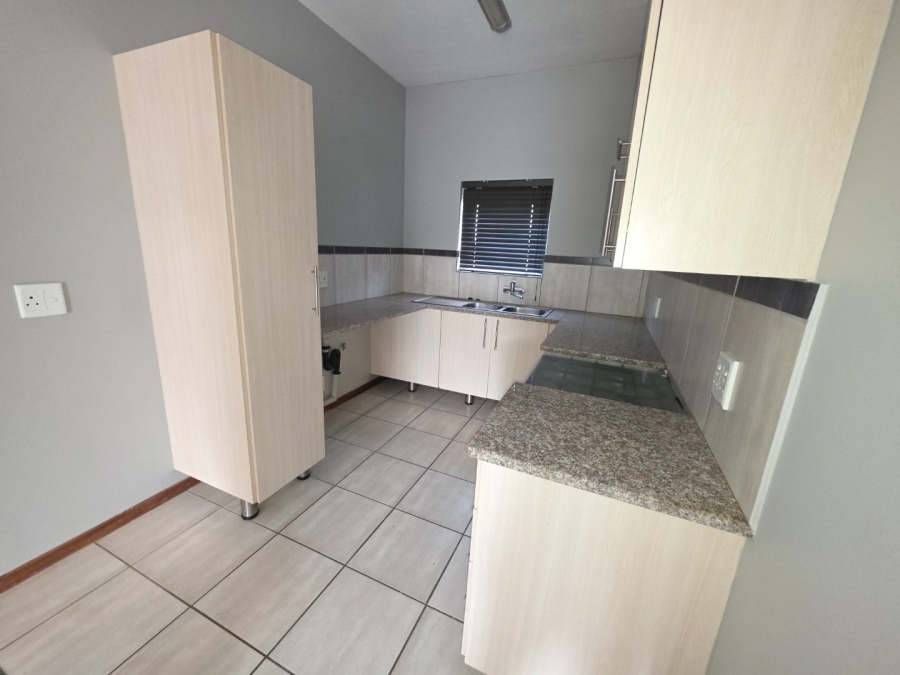 To Let 2 Bedroom Property for Rent in Terra Nova Mpumalanga