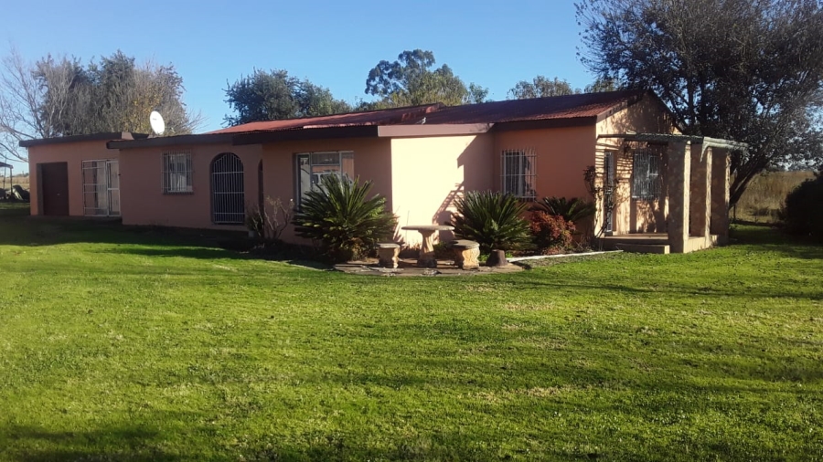 3 Bedroom Property for Sale in Eloff A H Mpumalanga