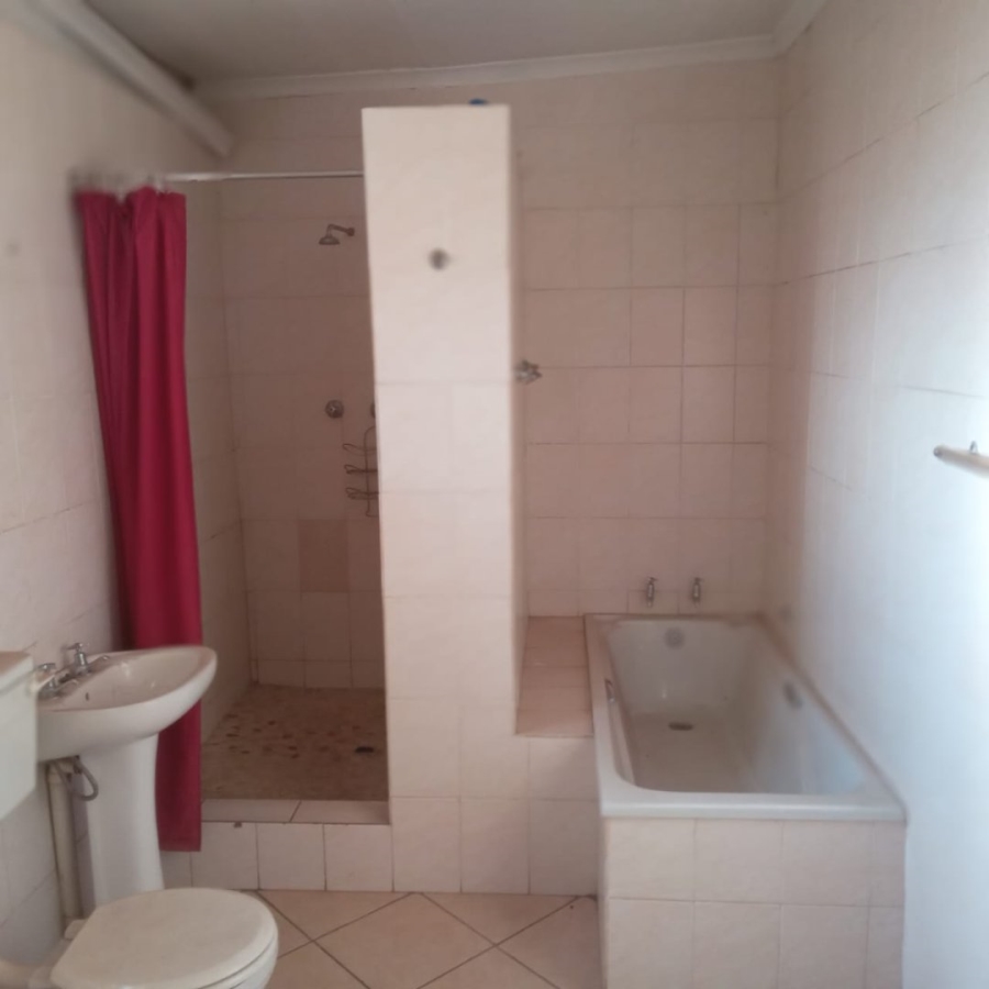 3 Bedroom Property for Sale in Eloff A H Mpumalanga