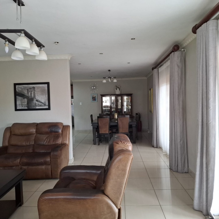 To Let 4 Bedroom Property for Rent in Stonehenge Ext 1 Mpumalanga