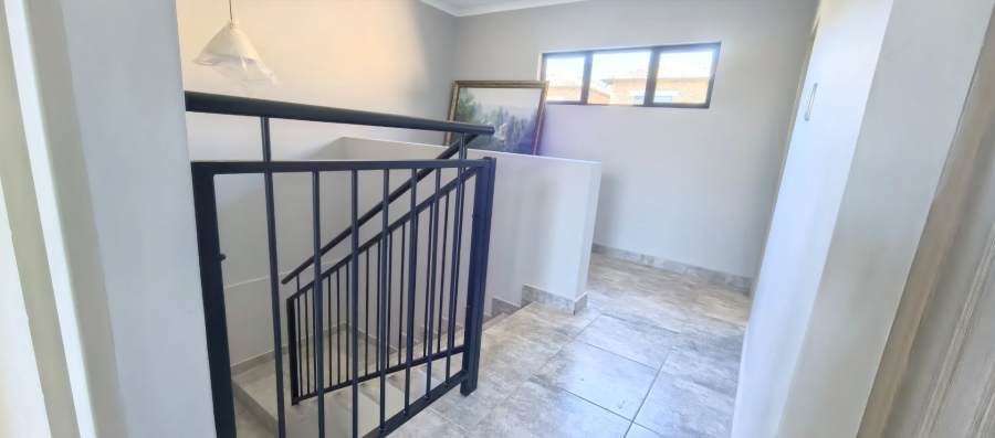 3 Bedroom Property for Sale in Die Heuwel Ext 4 Mpumalanga