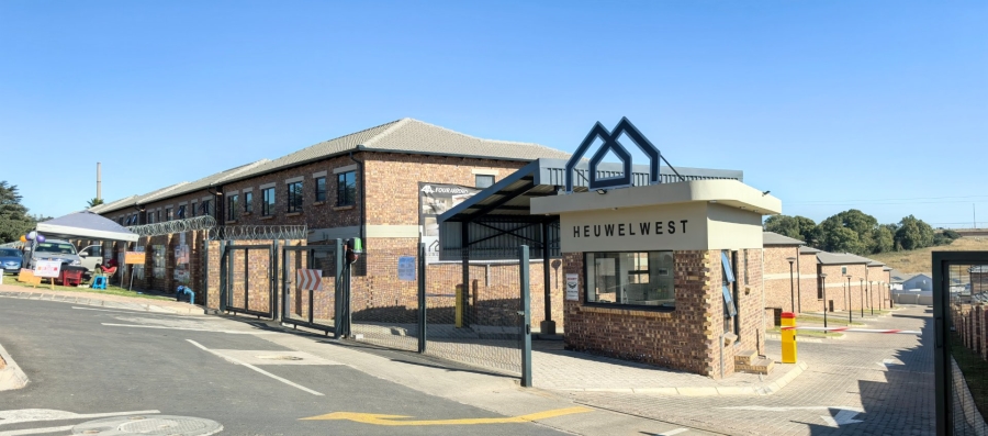 3 Bedroom Property for Sale in Die Heuwel Ext 4 Mpumalanga