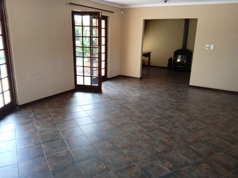 3 Bedroom Property for Sale in Suidheuwel Mpumalanga
