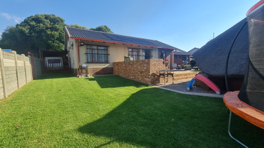 3 Bedroom Property for Sale in Suidheuwel Mpumalanga