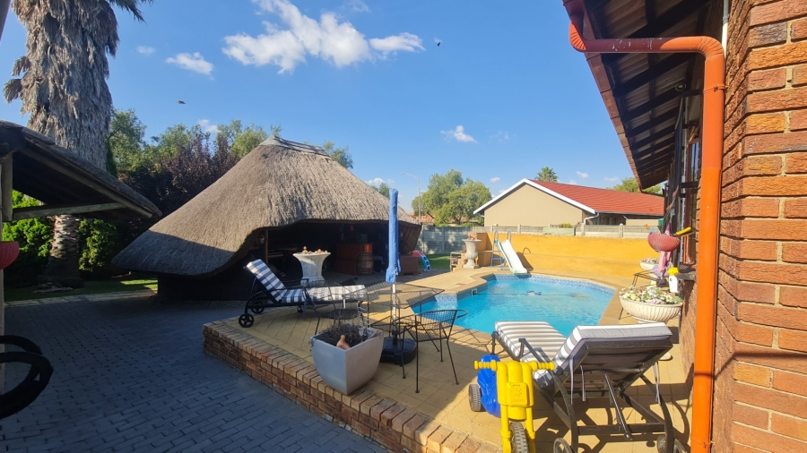3 Bedroom Property for Sale in Suidheuwel Mpumalanga
