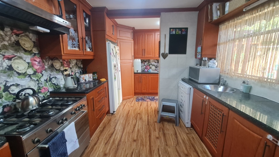 3 Bedroom Property for Sale in Suidheuwel Mpumalanga