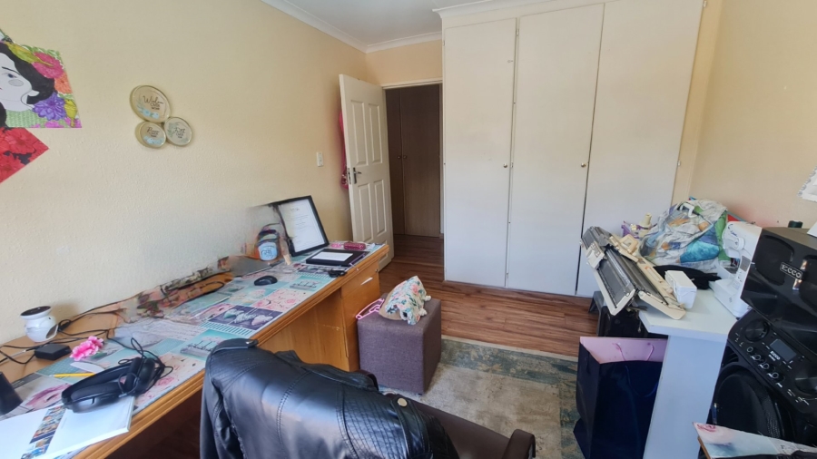 3 Bedroom Property for Sale in Suidheuwel Mpumalanga