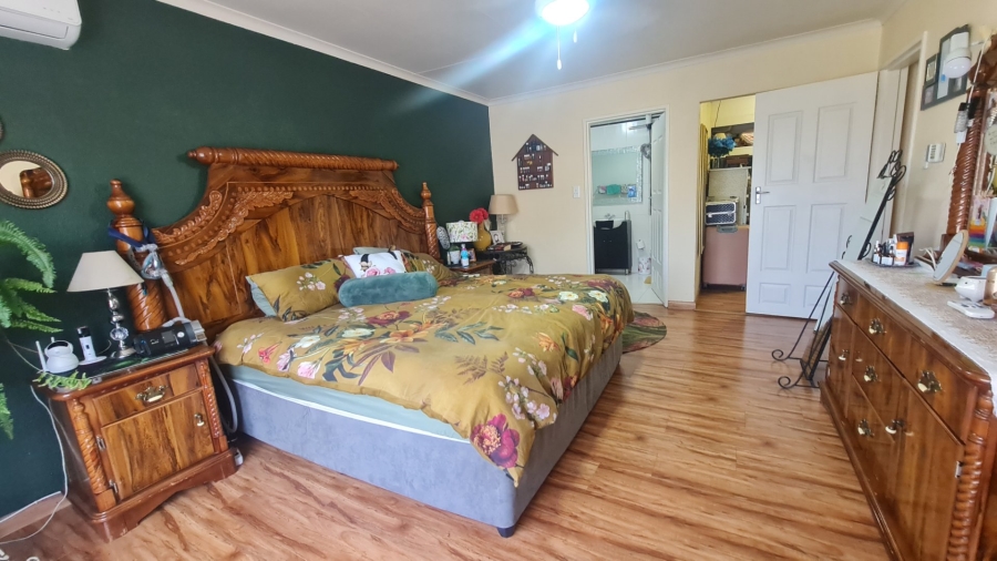 3 Bedroom Property for Sale in Suidheuwel Mpumalanga