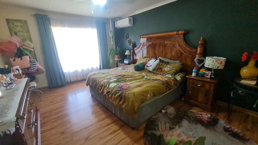3 Bedroom Property for Sale in Suidheuwel Mpumalanga