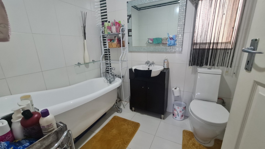 3 Bedroom Property for Sale in Suidheuwel Mpumalanga