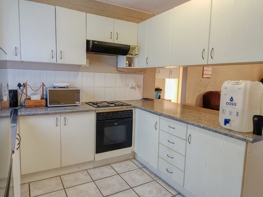 2 Bedroom Property for Sale in Kingsview Ext 1 Mpumalanga