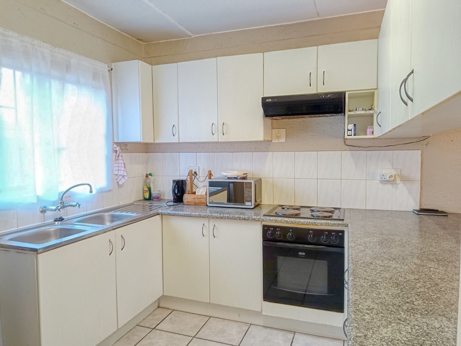 2 Bedroom Property for Sale in Kingsview Ext 1 Mpumalanga