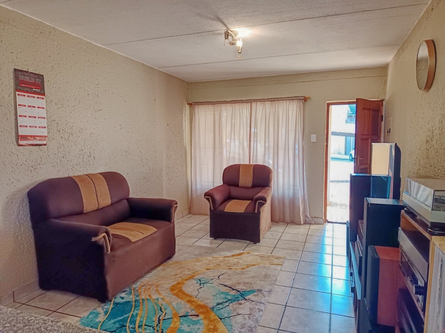 2 Bedroom Property for Sale in Kingsview Ext 1 Mpumalanga