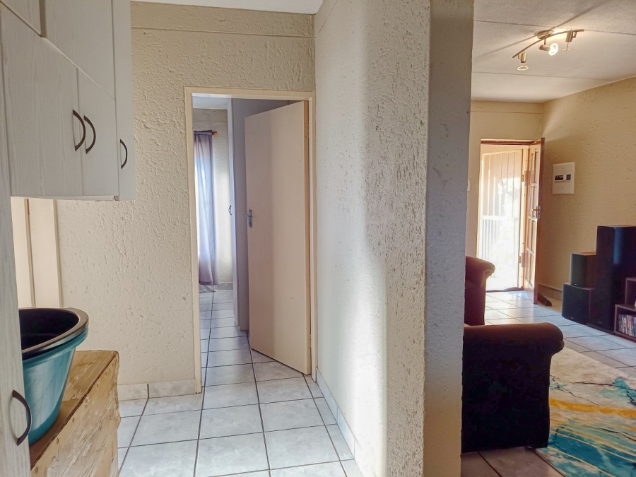 2 Bedroom Property for Sale in Kingsview Ext 1 Mpumalanga