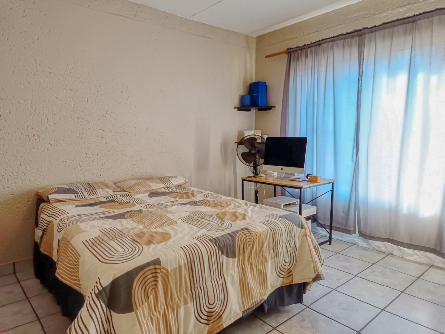 2 Bedroom Property for Sale in Kingsview Ext 1 Mpumalanga