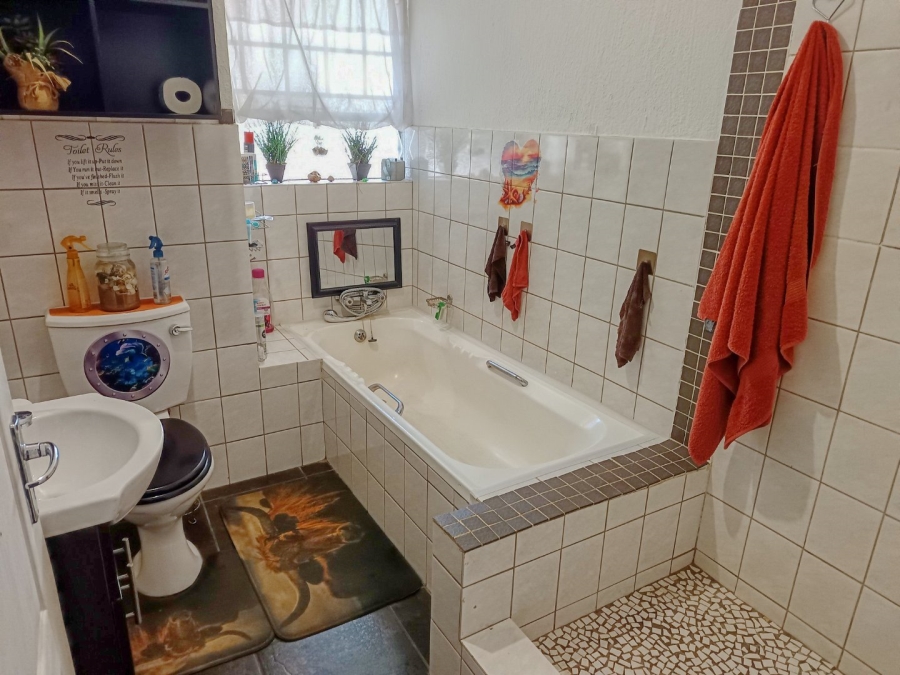 2 Bedroom Property for Sale in White River Ext 3 Mpumalanga