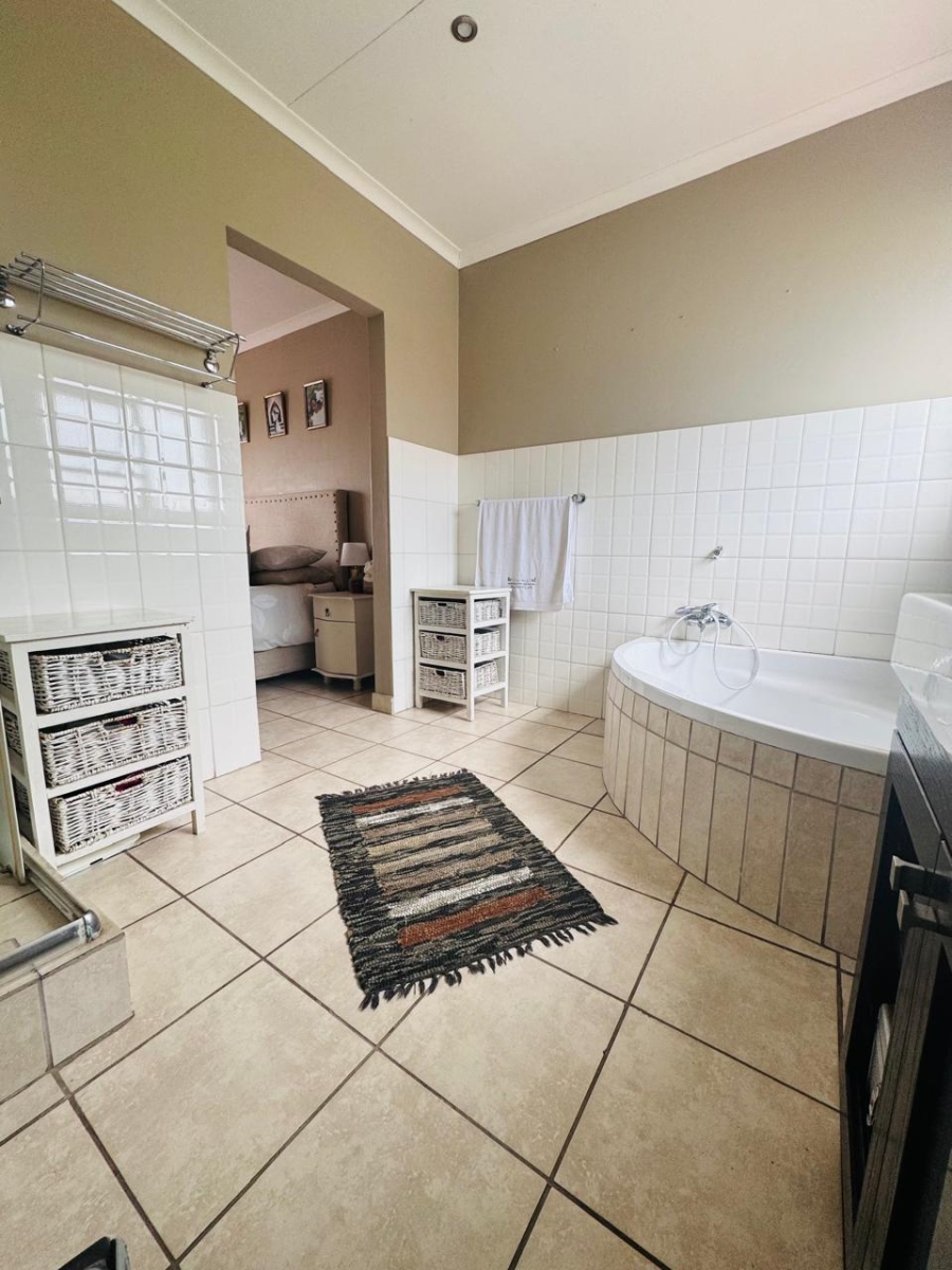 3 Bedroom Property for Sale in Noordrand Mpumalanga