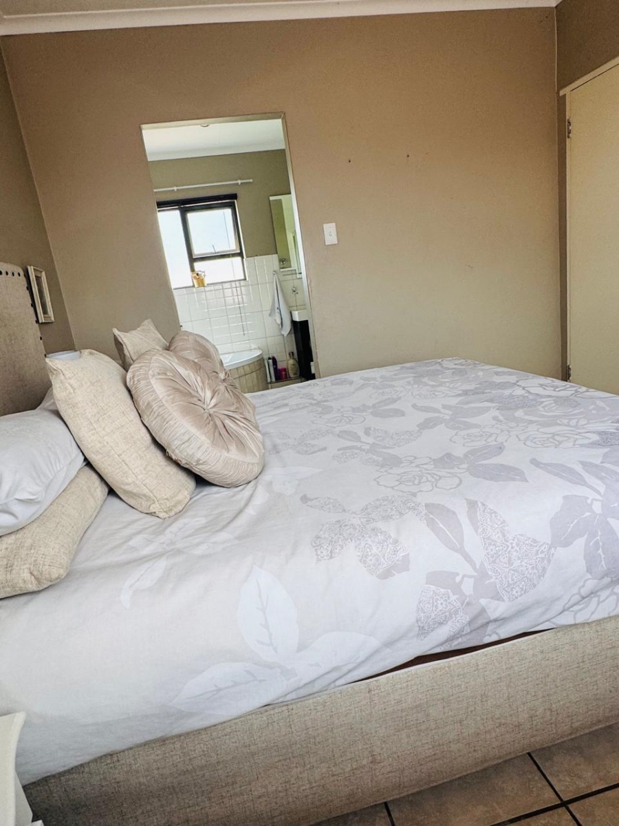 3 Bedroom Property for Sale in Noordrand Mpumalanga