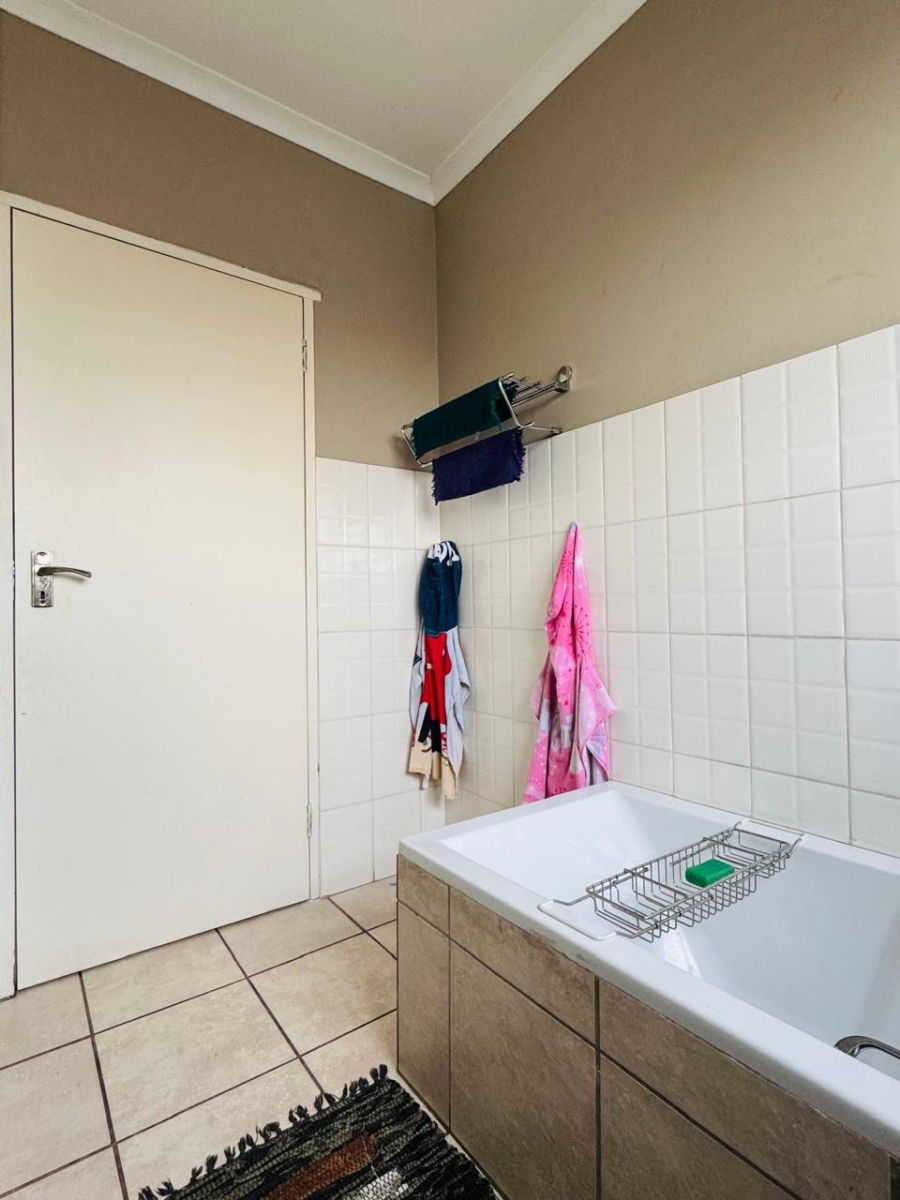 3 Bedroom Property for Sale in Noordrand Mpumalanga