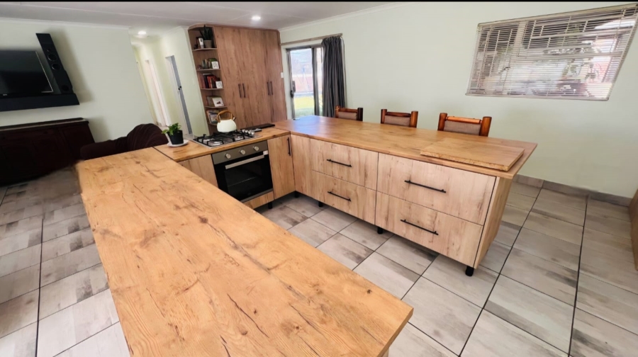 3 Bedroom Property for Sale in Cosmosrand Mpumalanga