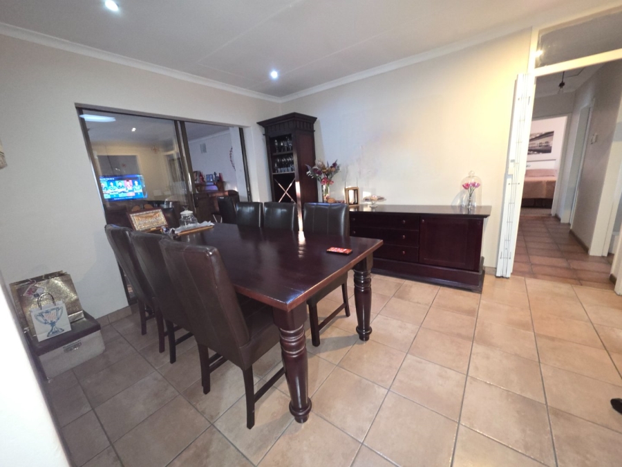 3 Bedroom Property for Sale in Cosmosrand Mpumalanga