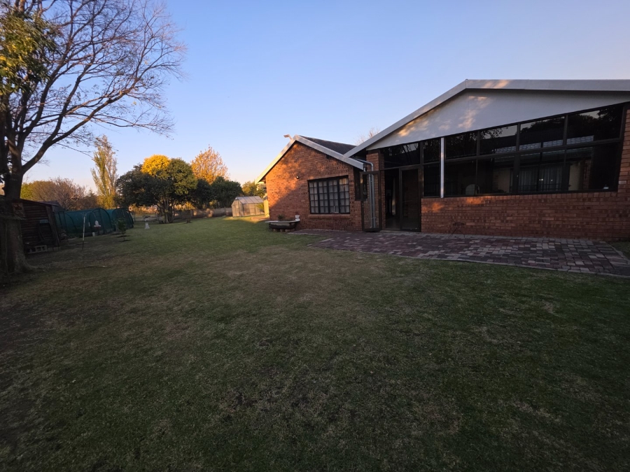 3 Bedroom Property for Sale in Cosmosrand Mpumalanga