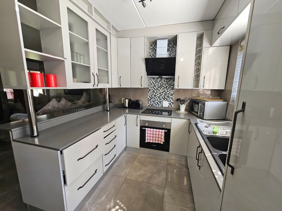3 Bedroom Property for Sale in Greenway Woods Mpumalanga