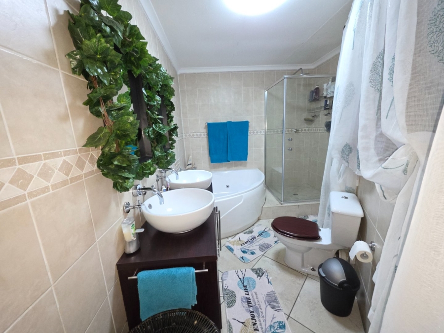 4 Bedroom Property for Sale in Secunda Mpumalanga