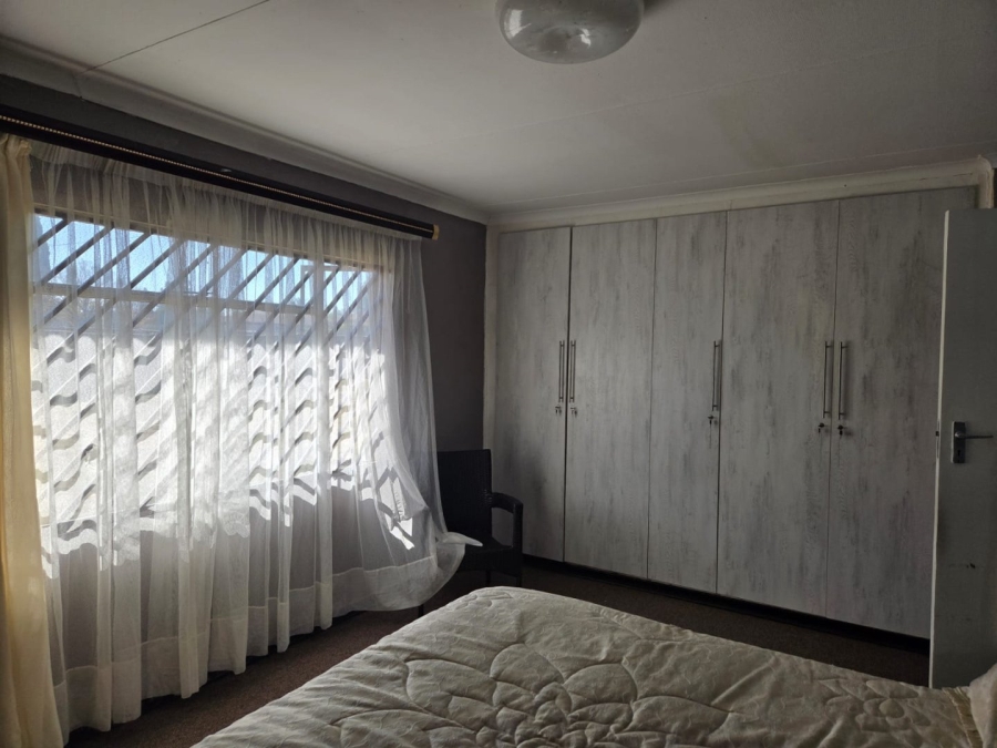 4 Bedroom Property for Sale in Kosmos Park Mpumalanga