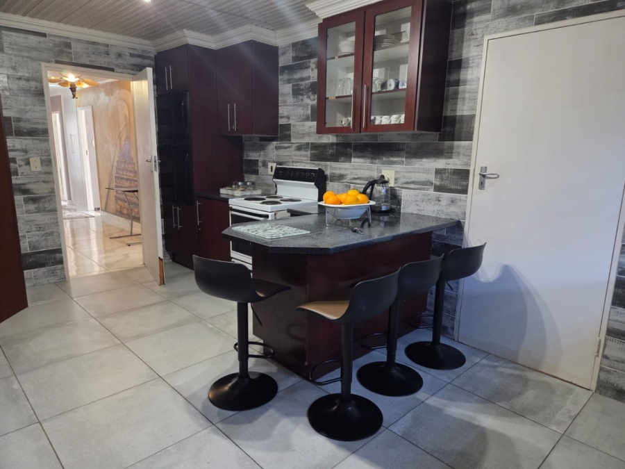 4 Bedroom Property for Sale in Kosmos Park Mpumalanga