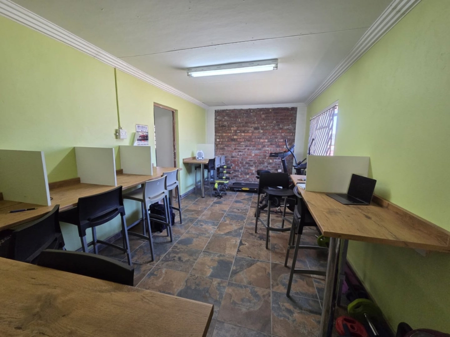 4 Bedroom Property for Sale in Kosmos Park Mpumalanga