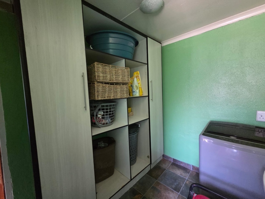 4 Bedroom Property for Sale in Kosmos Park Mpumalanga