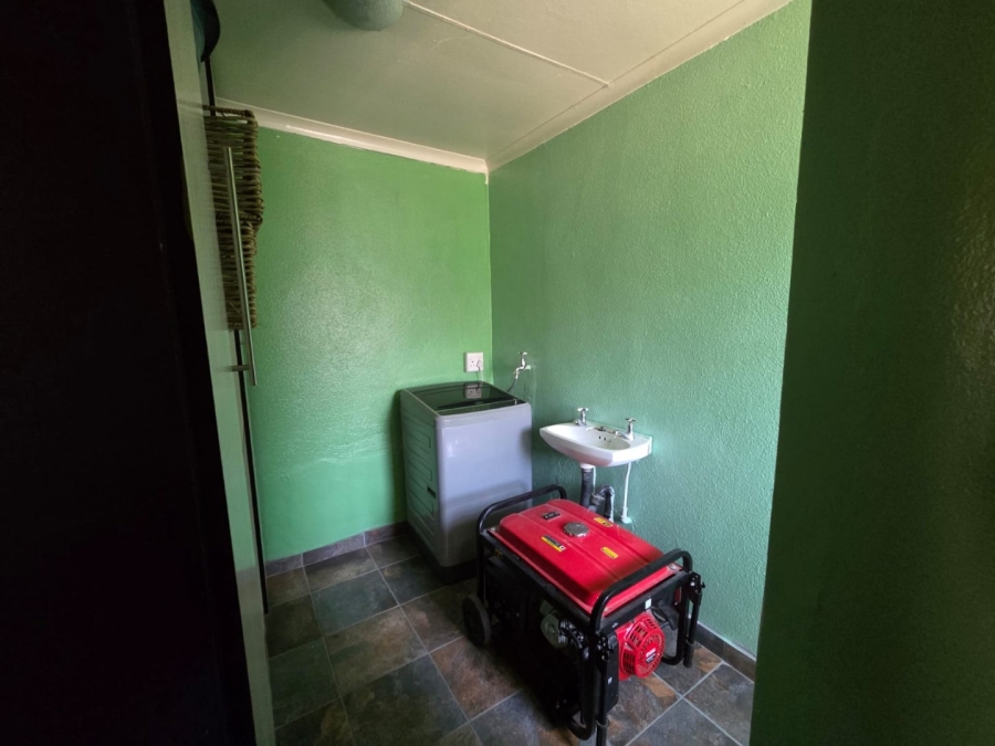 4 Bedroom Property for Sale in Kosmos Park Mpumalanga