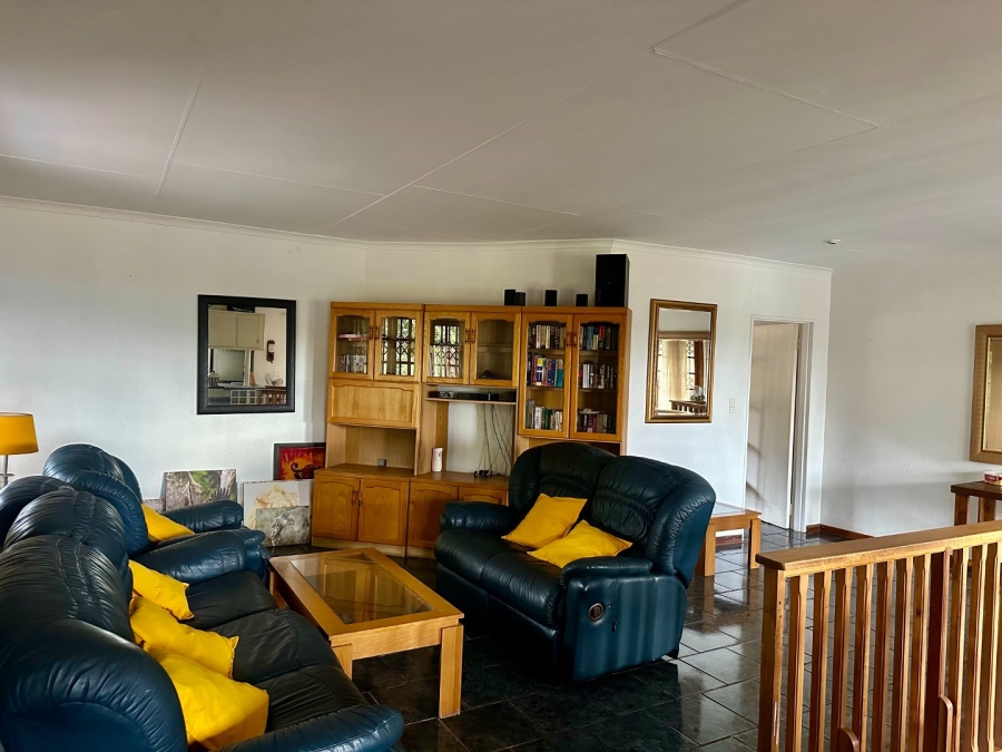 To Let 1 Bedroom Property for Rent in White River Ext 9 Mpumalanga