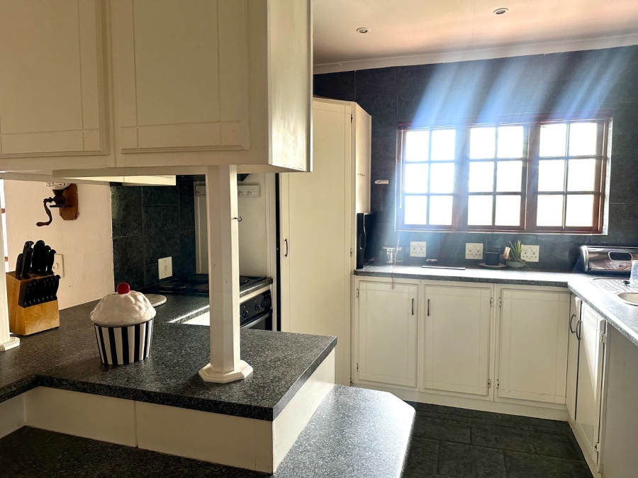 To Let 1 Bedroom Property for Rent in White River Ext 9 Mpumalanga