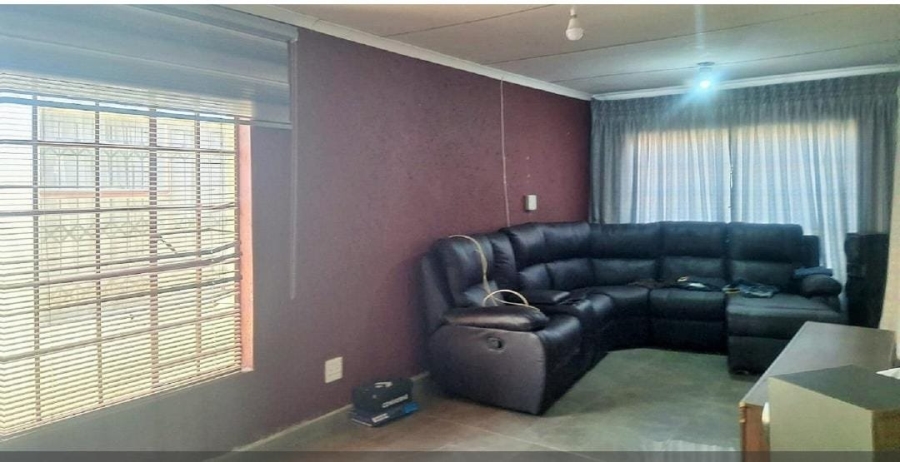  Bedroom Property for Sale in Tekwane South Mpumalanga