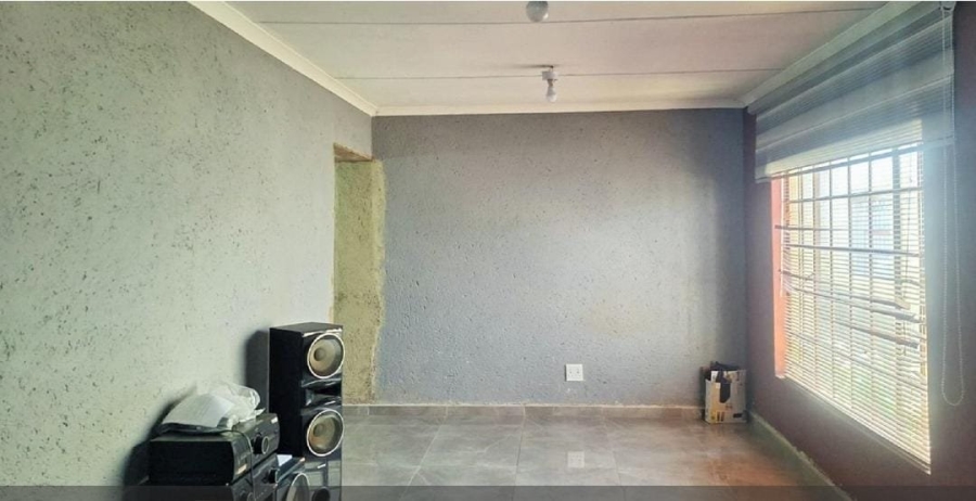  Bedroom Property for Sale in Tekwane South Mpumalanga