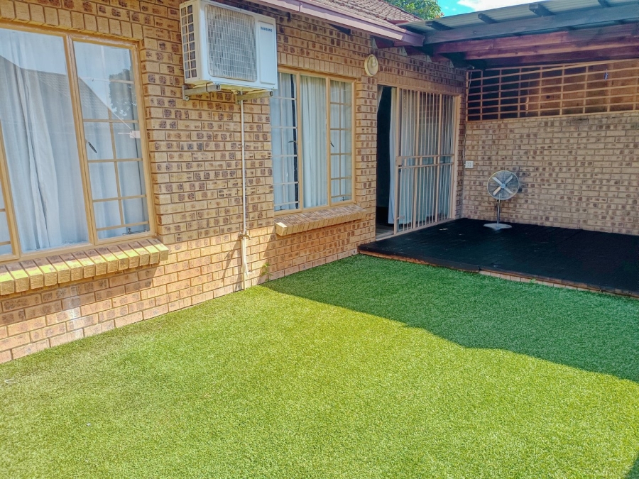 2 Bedroom Property for Sale in White River Ext 16 Mpumalanga