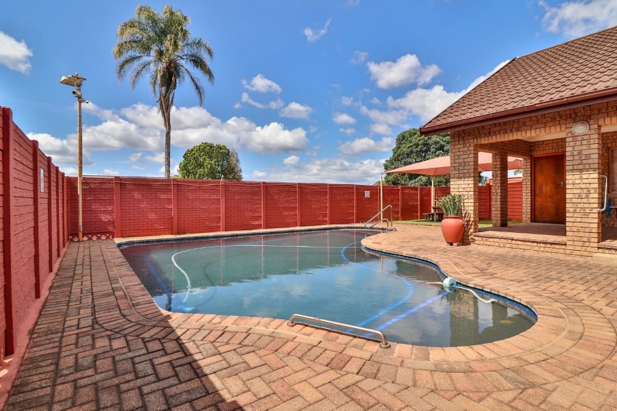 2 Bedroom Property for Sale in White River Ext 16 Mpumalanga