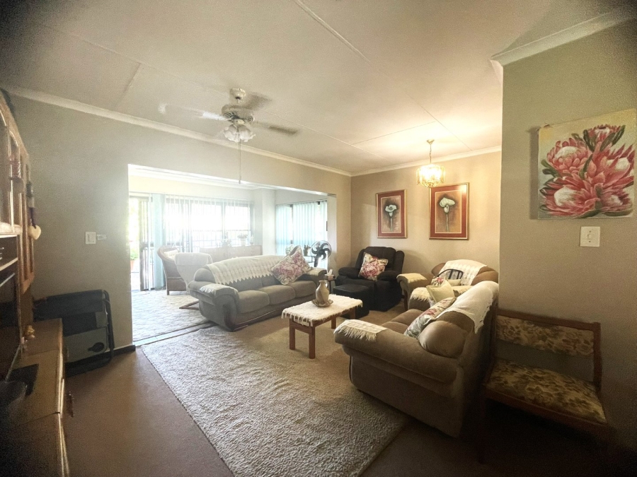 2 Bedroom Property for Sale in West Acres Ext 15 Mpumalanga