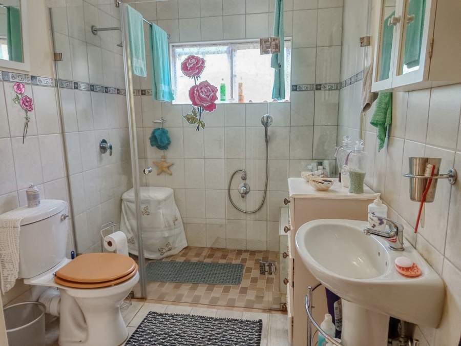To Let 2 Bedroom Property for Rent in White River Ext 18 Mpumalanga