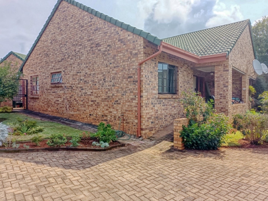 To Let 2 Bedroom Property for Rent in White River Ext 18 Mpumalanga