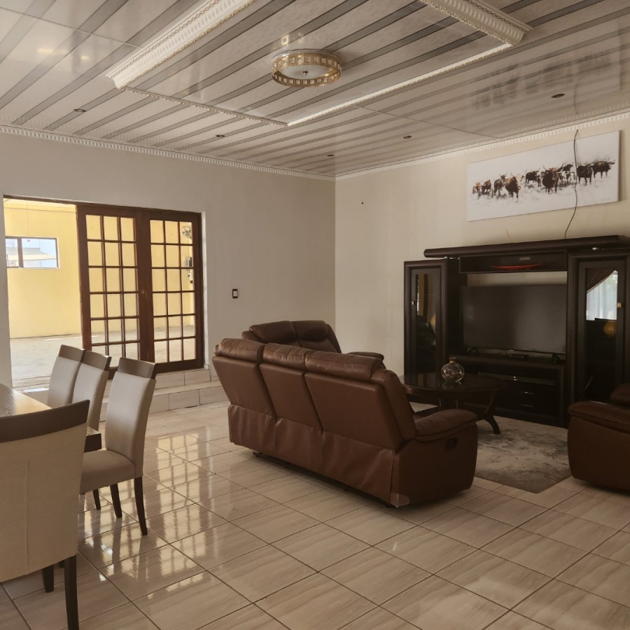 To Let 4 Bedroom Property for Rent in Standerton Mpumalanga