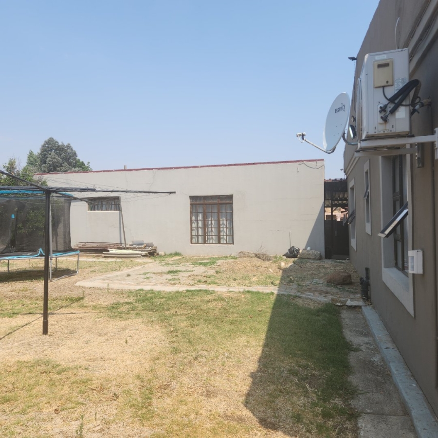 To Let 4 Bedroom Property for Rent in Standerton Mpumalanga