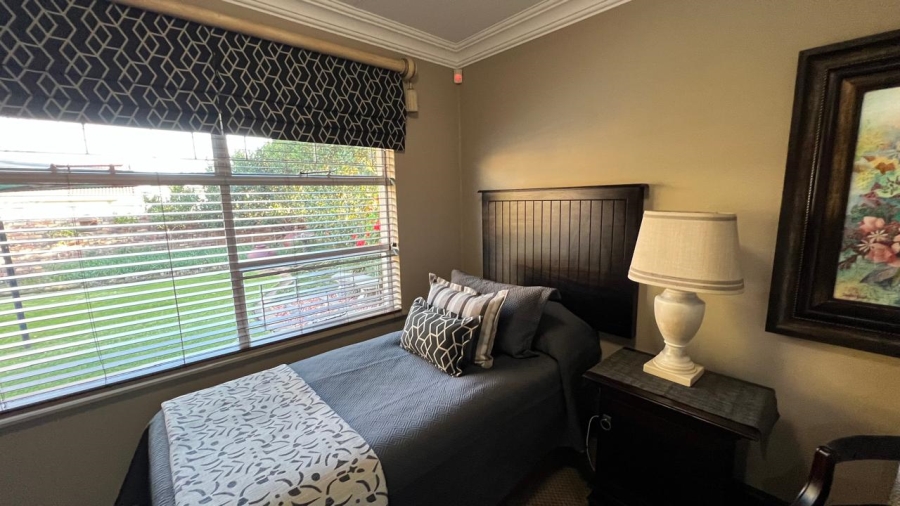 3 Bedroom Property for Sale in Cosmosrand Mpumalanga