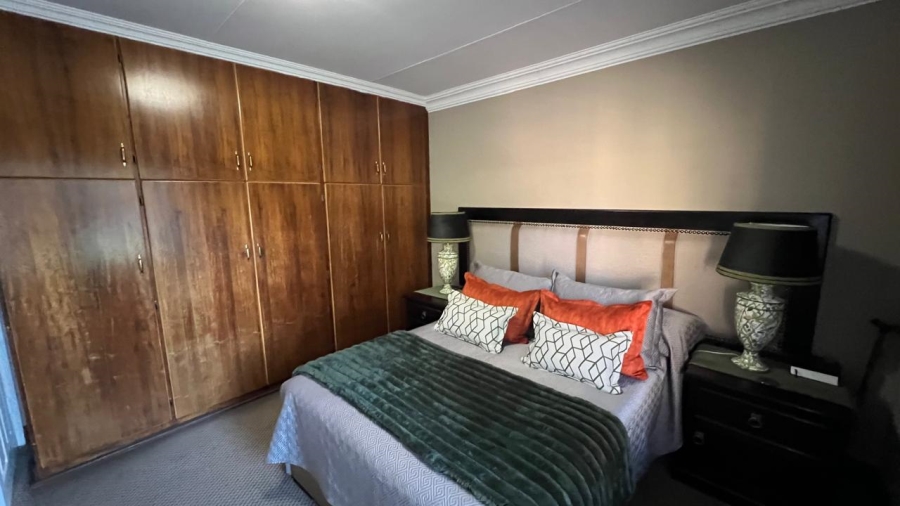 3 Bedroom Property for Sale in Cosmosrand Mpumalanga