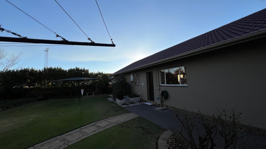 3 Bedroom Property for Sale in Cosmosrand Mpumalanga